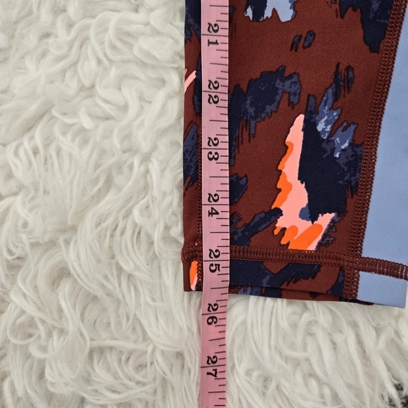 aerie leggings size small. Good preowned condition. - Picture 7 of 9